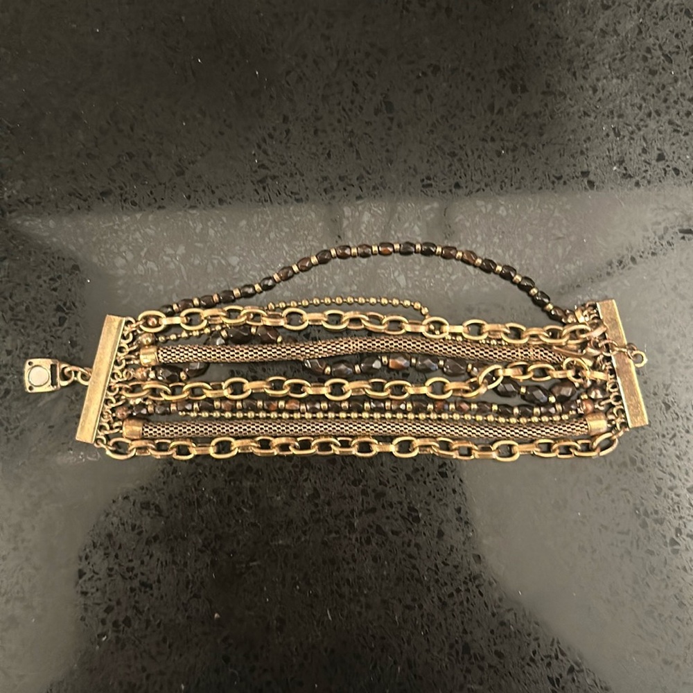 Woman’s Gold bracelet